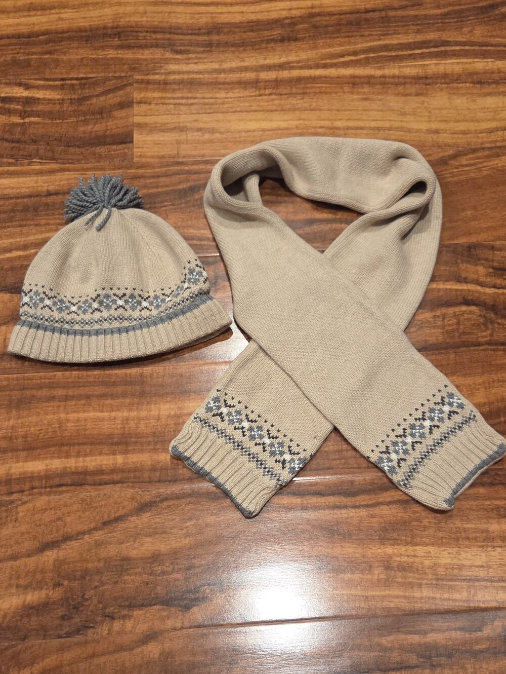 Janie and Jack EUC 4-5 Beige and Gray Fair Isle Scarf and Hat
